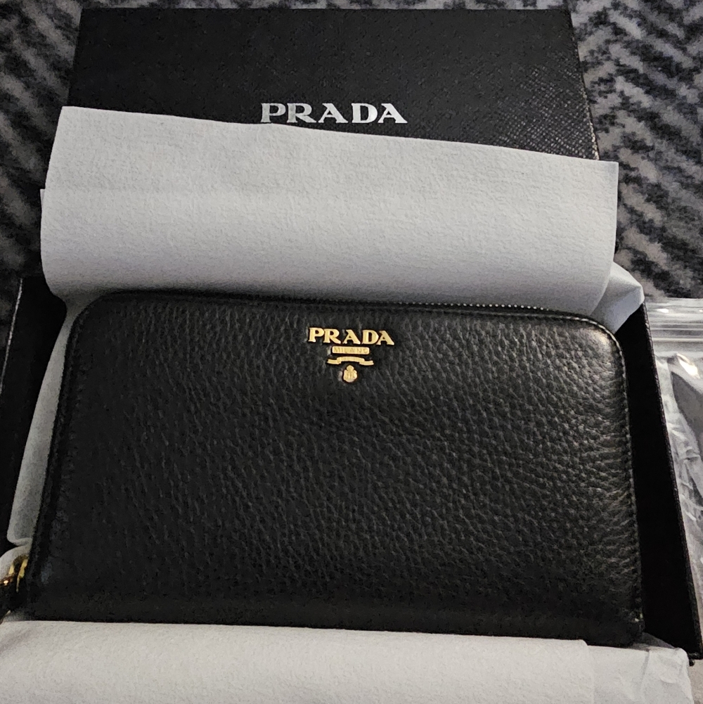Prada Vitello Daino Leather Wallet